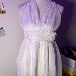 Silky white top/dress